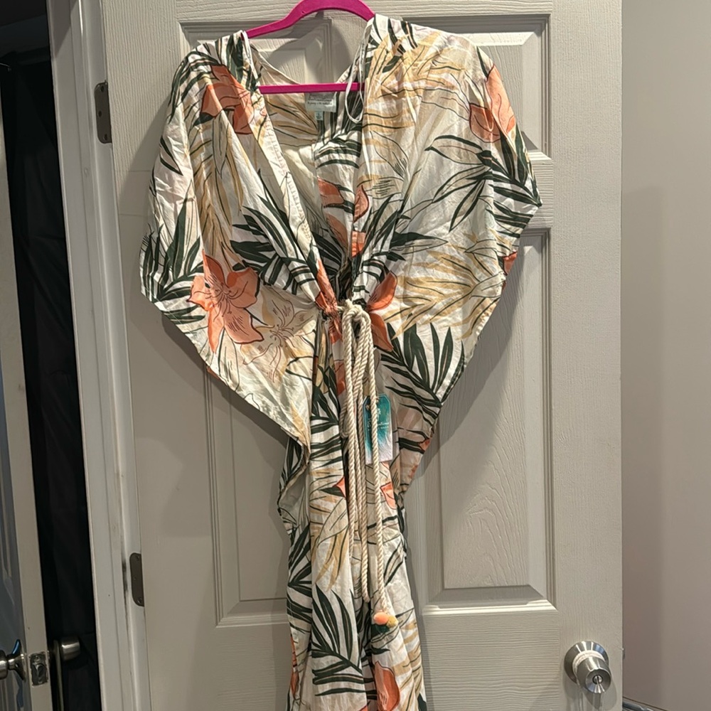 NWT Beach Kimono 🏖️